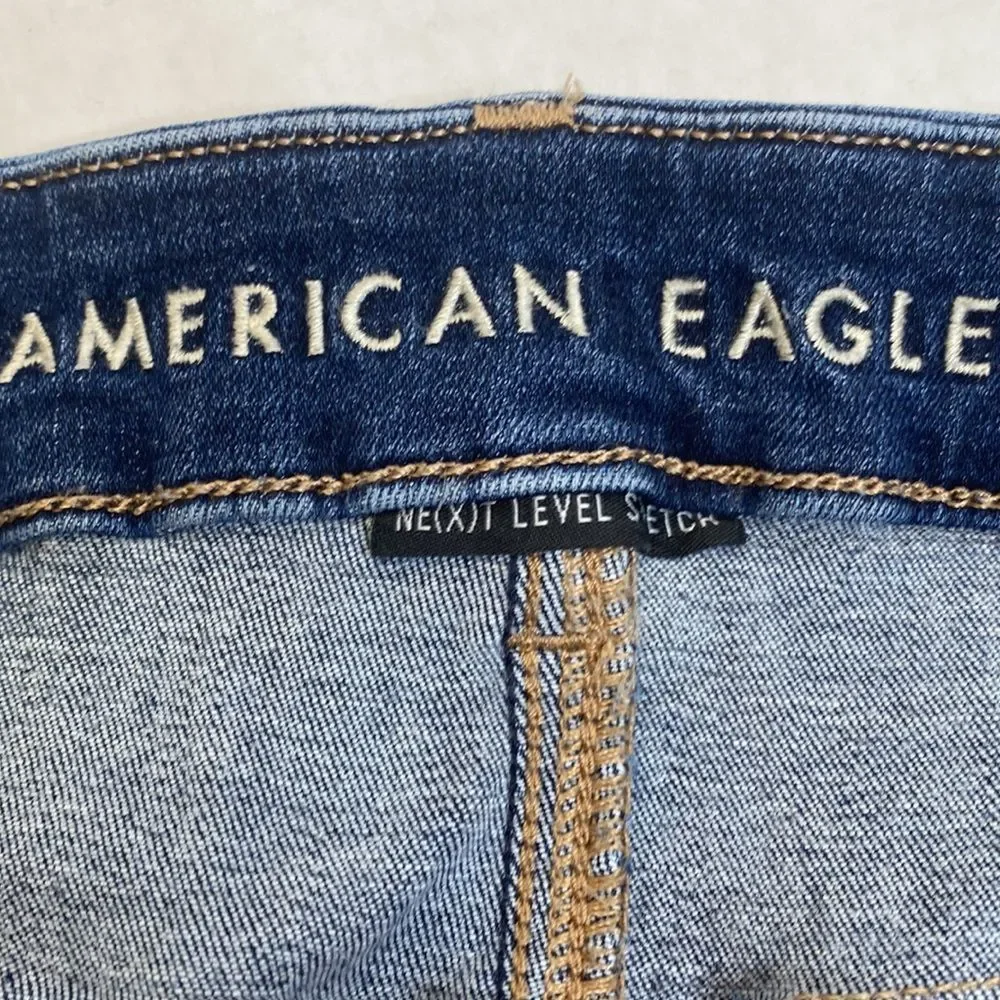 American Eagle Curvy Jegging Jeans Short - Picture 5 of 7